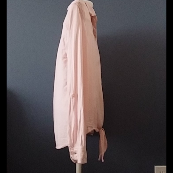 Jordache XS Pink Womens Button-up Shirt. - Picture 3 of 5